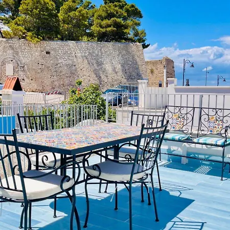 Rooftop - Sea View Near Pizzomunno - Secure Parking Available * Vieste